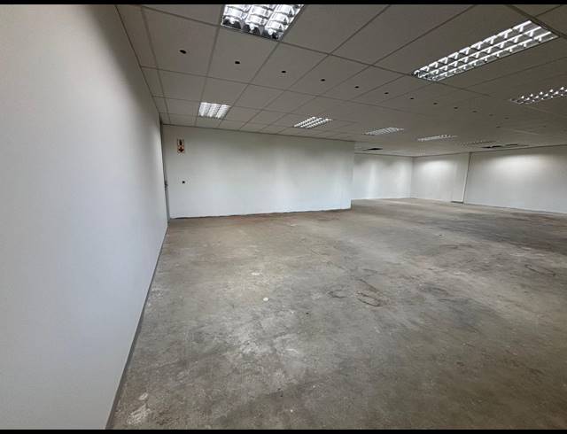 190M² OFFICE TO LET IN TYGER VALLEY